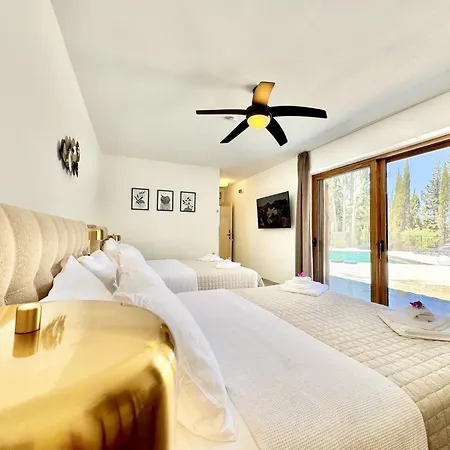 Domenico Morani Luxury Concept By Dadovillas Villa *