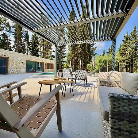 Domenico Morani Luxury Concept With Private Pool By Dadovillas Gastouri (Corfu)