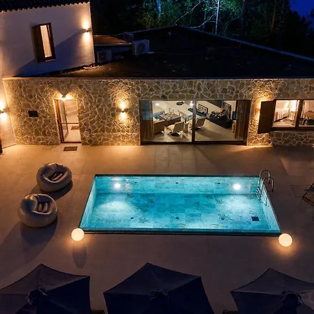 Domenico Morani Luxury Concept With Private Pool By Dadovillas *