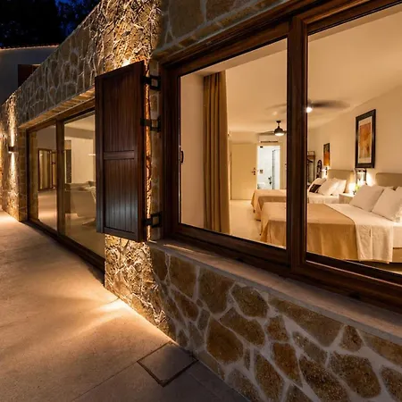 Villa Domenico Morani Luxury Concept With Private Pool By Dadovillas *