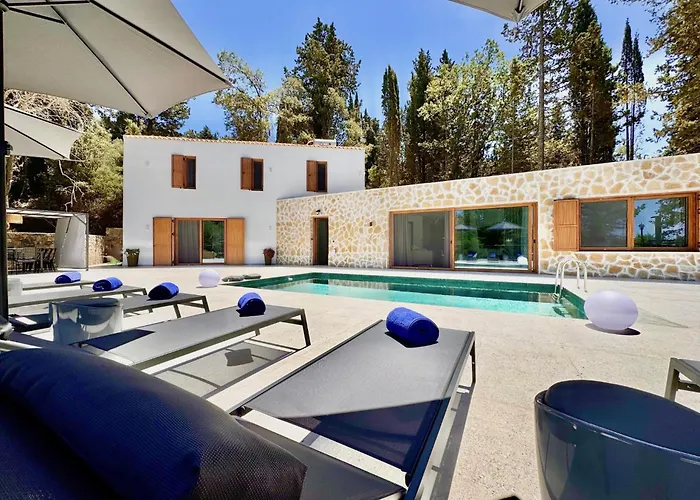 Domenico Morani Luxury Concept With Private Pool By Dadovillas